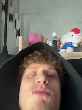 PAPITRVN online show from February 21, 2026, 9:27 pm