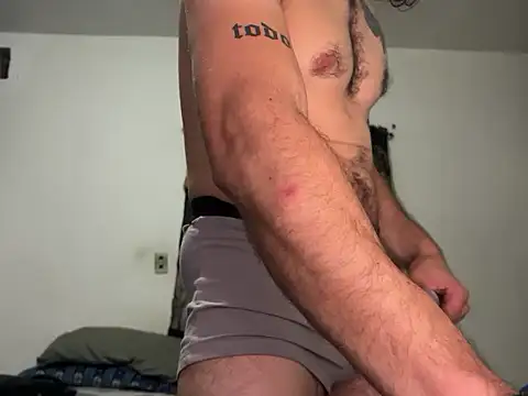 Snapshot of enimanocturno chatting on March 27, 2026, 5:46 am enimanocturno online show from March 27, 2026, 5:46 am