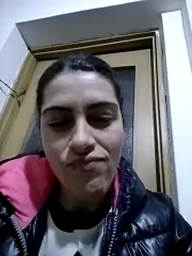 Snapshot of tefutbin3 chatting on February 21, 2026, 3:13 pm tefutbin3 online show from February 21, 2026, 3:13 pm