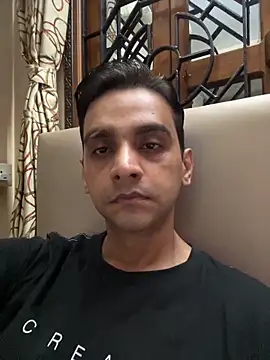 online4u08 online show from June 14, 2026, 4:53 pm