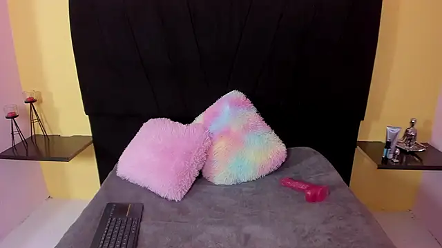 Snapshot of AndreaSilva_ chatting on March 2, 2026, 7:21 pm AndreaSilva online show from March 2, 2026, 7:21 pm