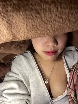 Rio-cute online show from February 26, 2026, 2:21 am