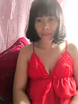 juicy-milu online show from July 9, 2026, 5:44 am