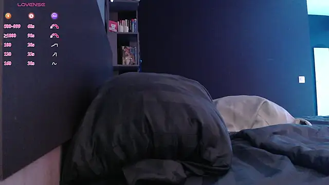 Jade Amore online show from June 19, 2026, 10:46 pm