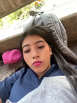 Snapshot of Sexy_mia_outdoors chatting on February 25, 2026, 5:00 pm Sexy mia outdoors online show from February 25, 2026, 5:00 pm