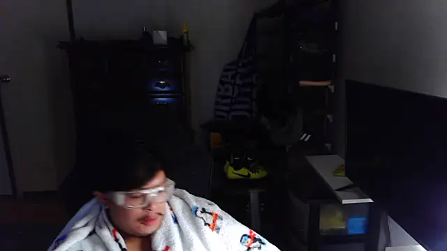 longlongsong online show from February 23, 2026, 8:44 am