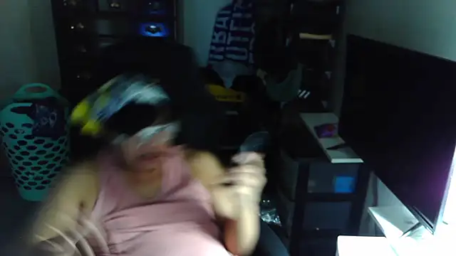 longlongsong online show from February 25, 2026, 10:41 pm