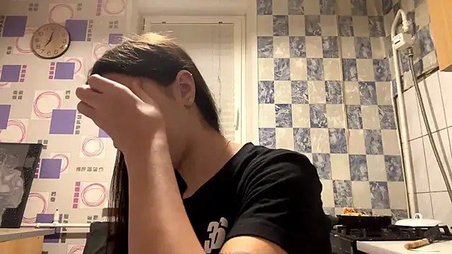 TyraMagna online show from February 23, 2026, 4:04 pm