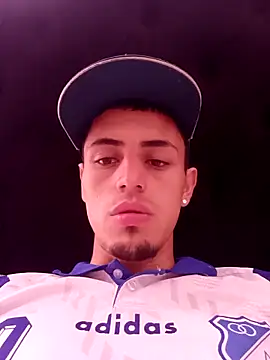 Snapshot of Cristianramos199 chatting on March 1, 2026, 4:42 pm Cristianramos199 online show from March 1, 2026, 4:42 pm