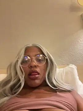 princessandthefootjob online show from April 27, 2026, 4:38 pm