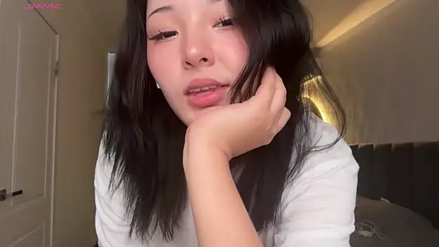 Snapshot of minnie_joy chatting on May 14, 2026, 1:07 pm minnie joy online show from May 14, 2026, 1:07 pm
