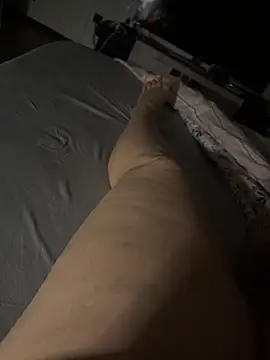 evelyn0 online show from February 25, 2026, 12:31 am