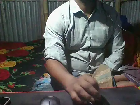 Snapshot of BestDick2910 chatting on February 27, 2026, 1:33 pm BestDick2910 online show from February 27, 2026, 1:33 pm