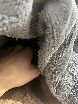 NniuAh online show from February 22, 2026, 8:51 pm