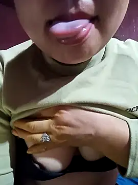 asian-bae online show from March 23, 2026, 2:04 am