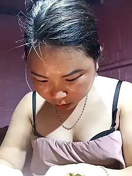 asian-bae online show from April 4, 2026, 12:57 pm