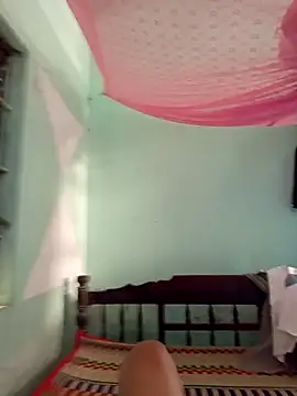 Snapshot of hungdecu chatting on February 23, 2026, 8:01 am hungdecu online show from February 23, 2026, 8:01 am