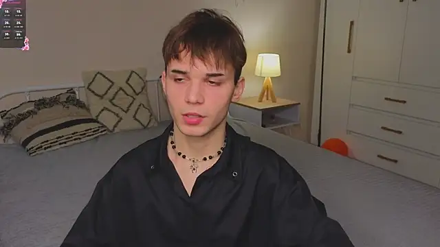 nixyasebe online show from March 31, 2026, 11:32 am