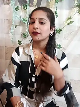 lovely-girl99 online show from March 18, 2026, 6:05 am