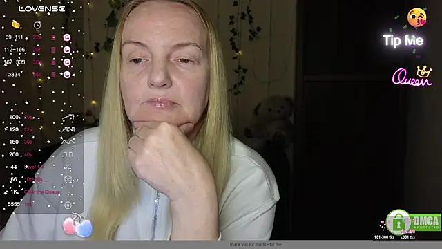 Snapshot of Bella_soulmate chatting on June 3, 2026, 5:32 am Bella soulmate online show from June 3, 2026, 5:32 am
