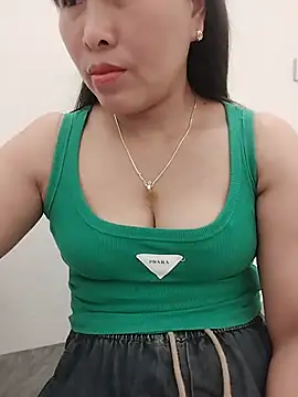 Snapshot of 01_ANNA_01 chatting on May 22, 2026, 2:55 pm 01 ANNA 01 online show from May 22, 2026, 2:55 pm