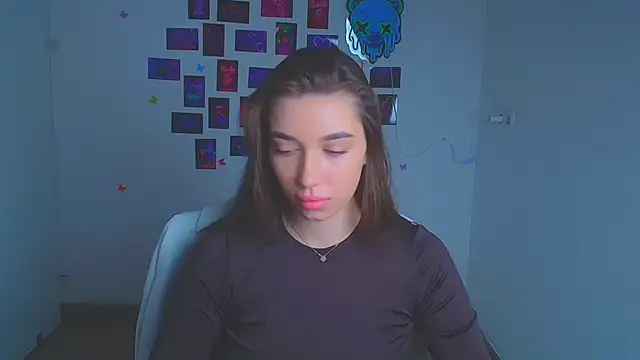 NikaMystic online show from April 8, 2026, 5:29 am