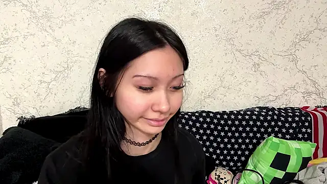 kishagrayone online show from May 21, 2026, 1:29 pm