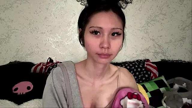kishagrayone online show from May 24, 2026, 1:05 pm