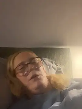 Amelie BlondeXX online show from March 3, 2026, 8:15 pm