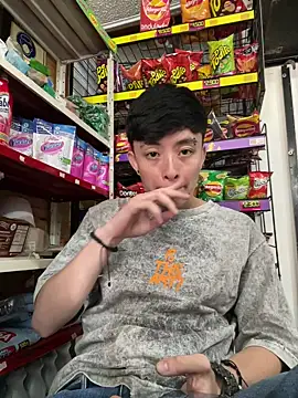 Snapshot of Tomnico_19 chatting on February 26, 2026, 8:08 pm Tomnico 19 online show from February 26, 2026, 8:08 pm