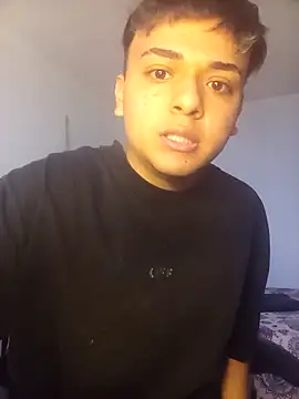 Snapshot of WillowPill5 chatting on March 1, 2026, 4:42 pm WillowPill5 online show from March 1, 2026, 4:42 pm