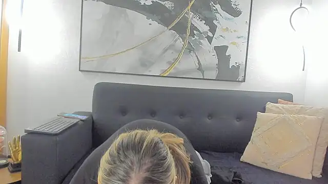 SophiMarin online show from March 27, 2026, 10:59 am