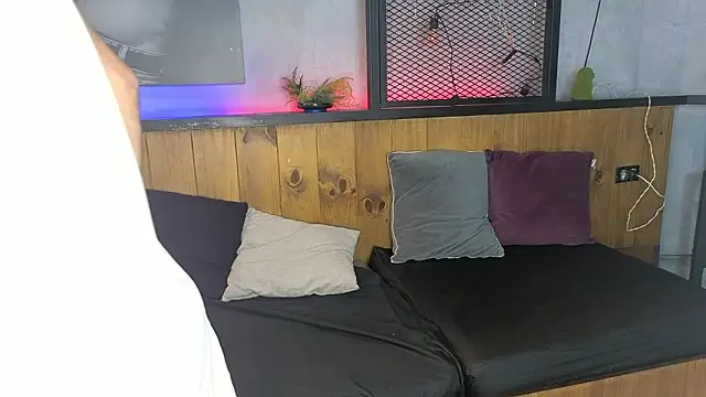 Angelo Jag online show from February 26, 2026, 7:24 pm