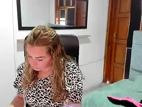 Julieta star  online show from March 3, 2026, 7:09 pm