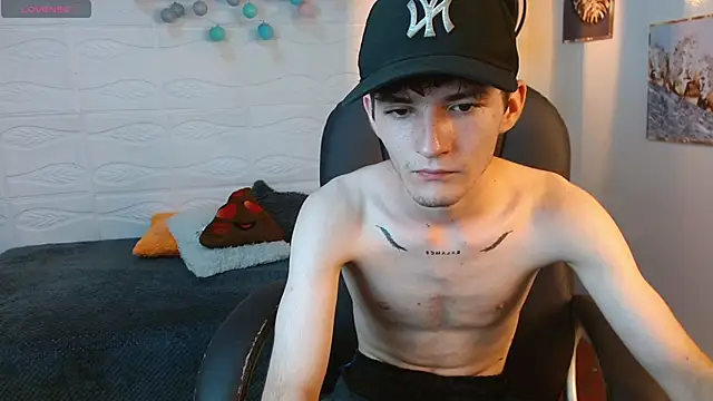 Snapshot of trevor_mob chatting on February 26, 2026, 7:46 pm trevor mob online show from February 26, 2026, 7:46 pm