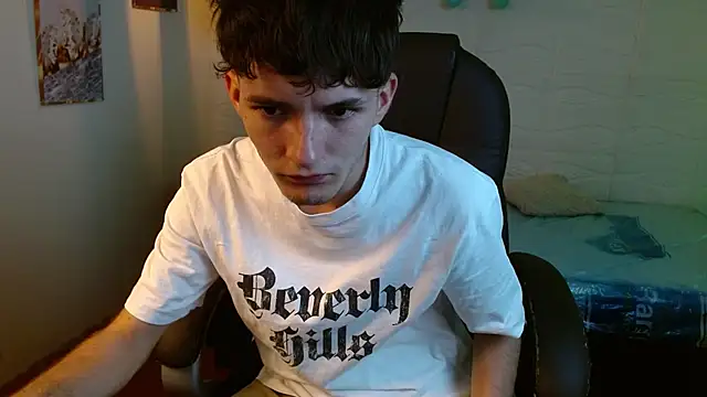 Snapshot of trevor_mob chatting on March 2, 2026, 7:32 pm trevor mob online show from March 2, 2026, 7:32 pm