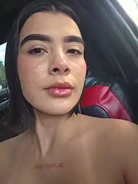 Snapshot of Sweetnahoxxx chatting on February 26, 2026, 9:36 pm Sweetnahoxxx online show from February 26, 2026, 9:36 pm