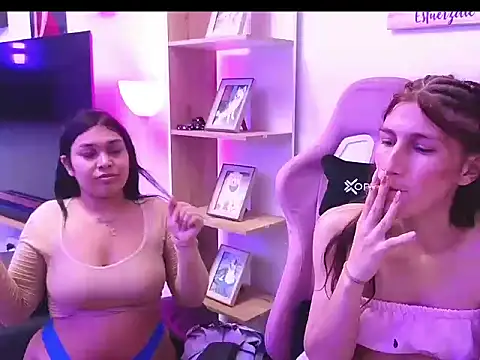 The Wicked Queens02 online show from March 4, 2026, 6:30 am