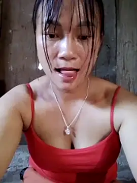 mami-rubi online show from May 6, 2026, 9:25 am