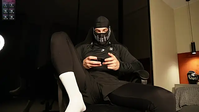chantatummm online show from July 19, 2026, 6:11 pm