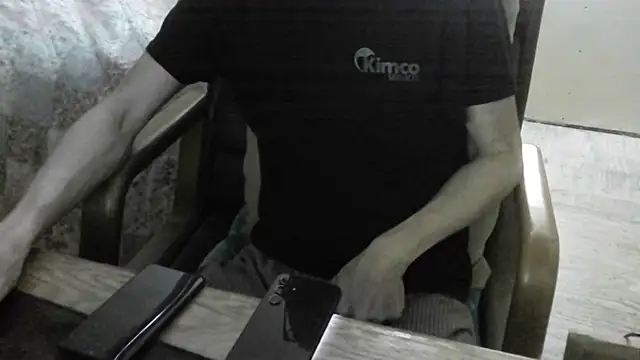 Snapshot of FiSTALiTY chatting on May 28, 2026, 10:23 am FiSTALiTY online show from May 28, 2026, 10:23 am