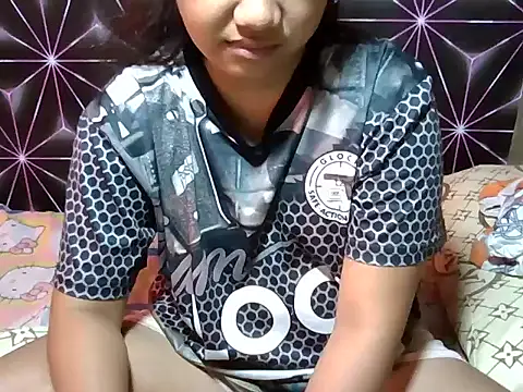 Flowerbebe online show from March 27, 2026, 7:14 am