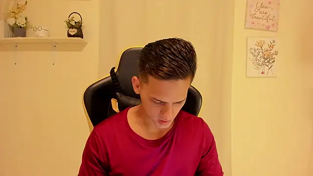 Snapshot of sexy_andres01 chatting on July 2, 2026, 10:05 pm sexy andres01 online show from July 2, 2026, 10:05 pm