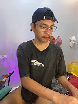 asian darlingcummersxXx online show from April 12, 2026, 6:57 pm