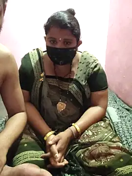Snapshot of gujjuhotcouple chatting on April 19, 2026, 6:10 pm gujjuhotcouple online show from April 19, 2026, 6:10 pm
