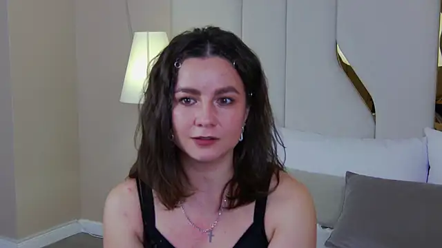 HelenaMarble online show from March 4, 2026, 12:27 am