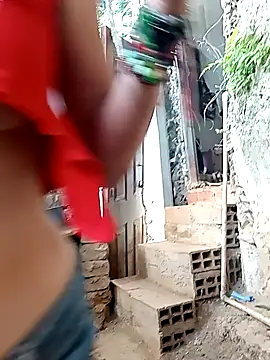 yuliitza4 online show from March 28, 2026, 9:36 pm