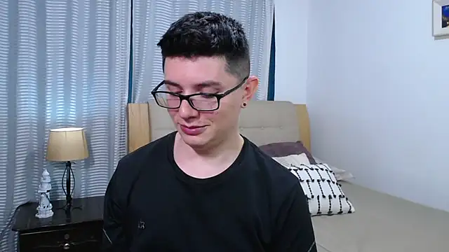 Snapshot of BlackFoXXX69 chatting on February 26, 2026, 7:13 pm BlackFoXXX69 online show from February 26, 2026, 7:13 pm