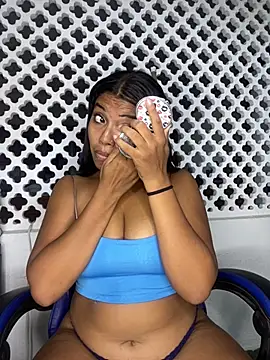 Coraline em online show from March 18, 2026, 6:44 pm