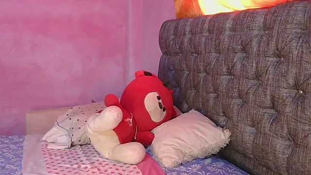 Snapshot of mia_luna88 chatting on March 4, 2026, 4:18 am mia luna88 online show from March 4, 2026, 4:18 am